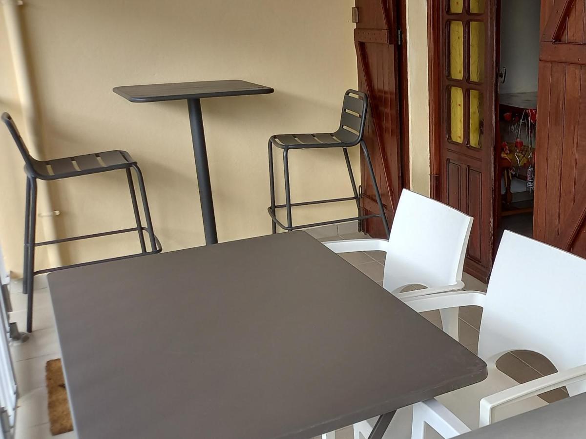 Le Tamarinier Apartment Saint-Louis Exterior photo